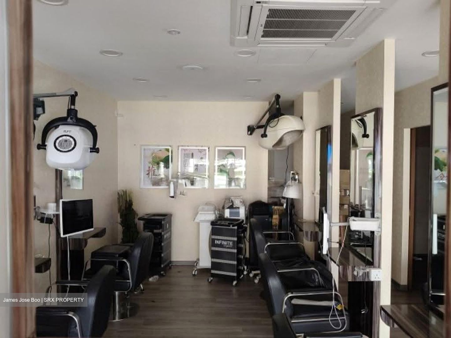 Hougang Avenue 1 (D19), Shop House #611951011